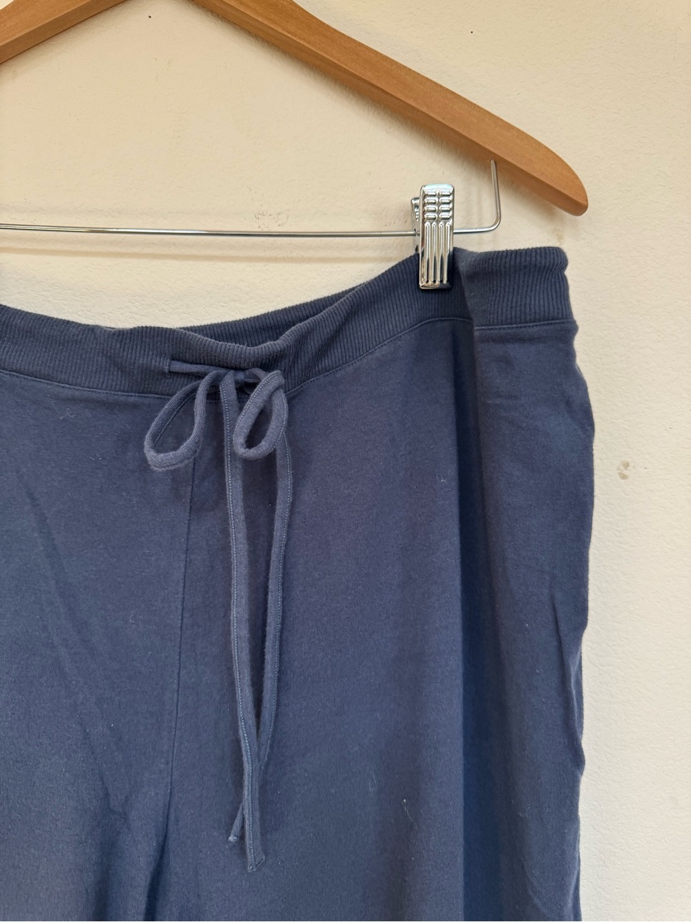 SKIMS Wide-Leg Drawstring Pants in Navy